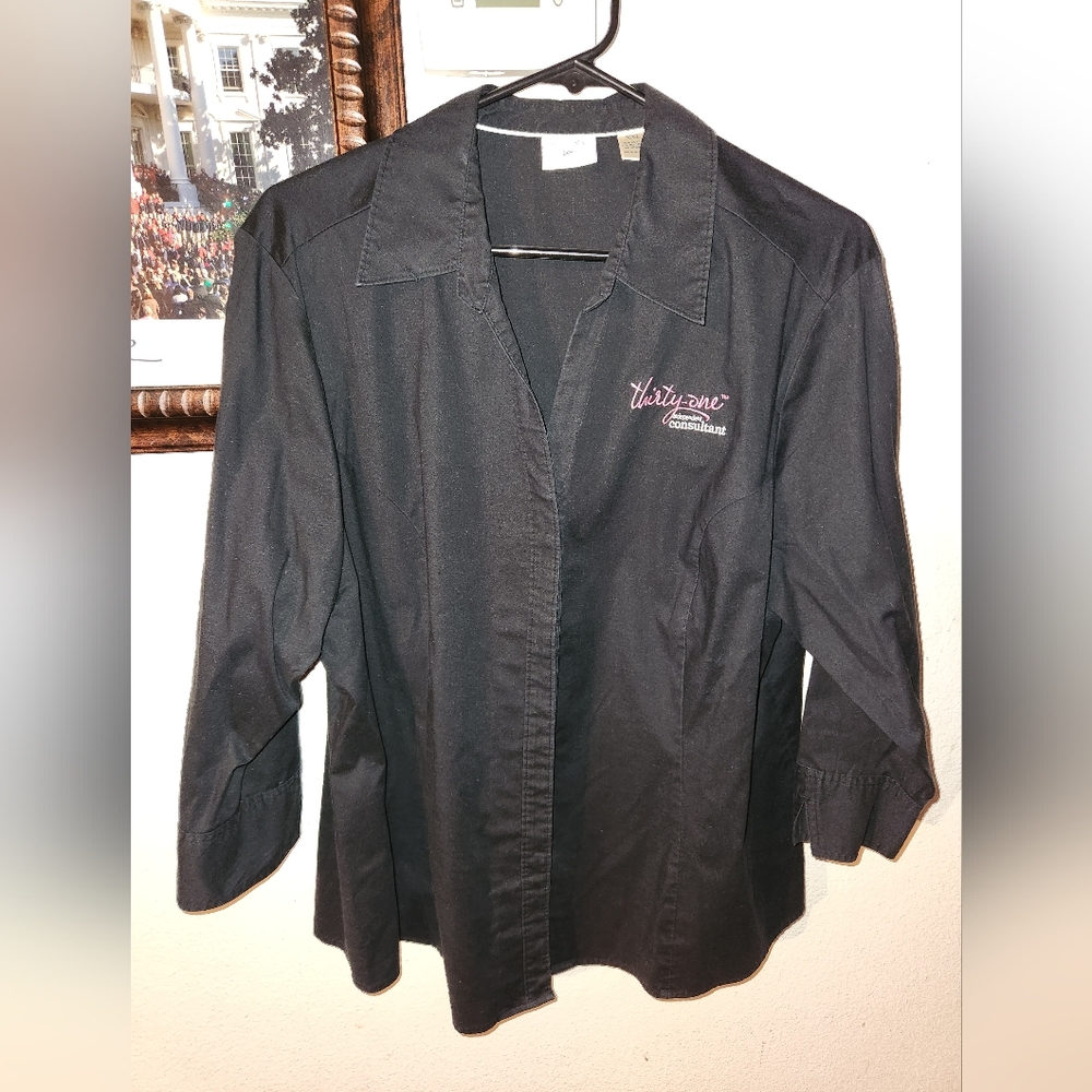 Thirty-one consultant shirt XXL
